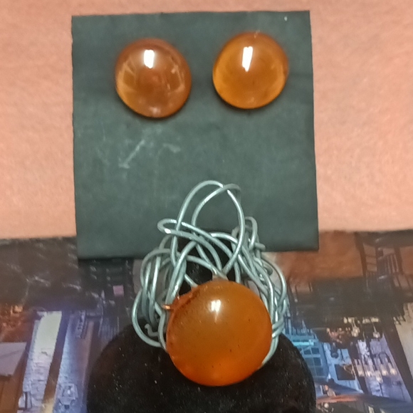 Jewelry - Picture 2 of 5